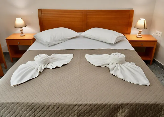 Elli's Private House * イアリソス