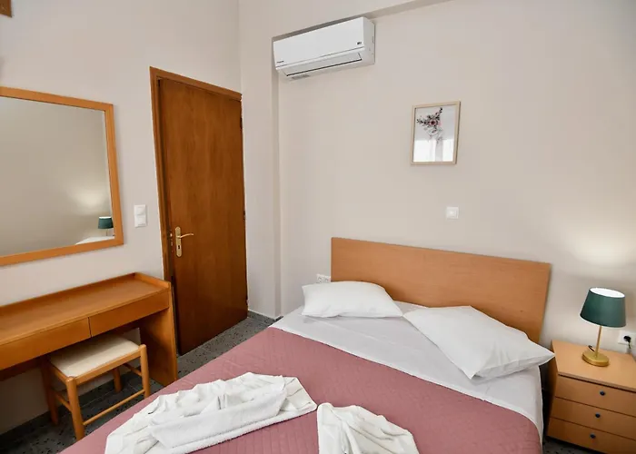 Elli's Private House * إياليسوس